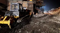 В Улан-Удэ машинист погиб под бульдозером