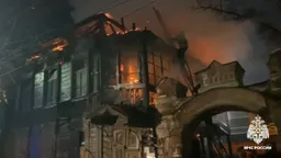 Два лесных пожара уничтожают тайгу в Бурятии