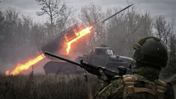 Минобороны сообщило об ударах по системе военных перевозок на Украине