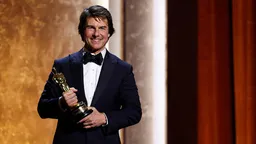Том Круз получил почетный «Оскар» за вклад в развитие кинематографа
