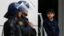 Ученик лицея в Баку ранил учительницу из охотничьего ружья