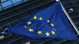 Граничащие с Россией страны Евросоюза решили спасать от бегства населения и кремлевской пропаганды