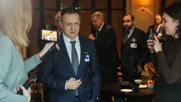 Мирные переговоры по Украине в Женеве могут возобновиться 26 февраля