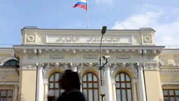 ЦБ оспорил бессрочную заморозку суверенных российских активов в суде ЕС