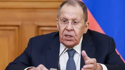 Лавров призвал остановить боевые действия со всех сторон в ситуации вокруг Ирана