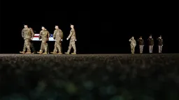 Около 150 американских военных получили ранения в ходе операции против Ирана со ссылкой на источники