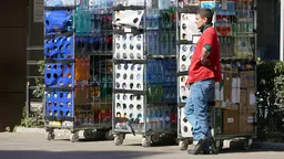 Минпромторг предлагает запретить маркетплейсам влиять на цену товаров