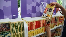 Книги Пелевина, Кинга и Паланика подлежат маркировке по закону о запрете пропаганды наркотиков в России