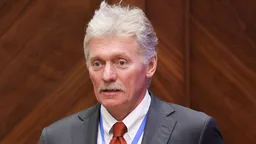 Песков: Россия продолжает контакты с США по Украине