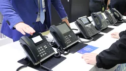 Россияне стали чаще устанавливать стационарные телефоны