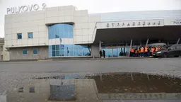 В Пулково задержаны более 50 рейсов, почти 30 отменены