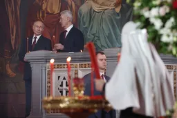 Путин поздравил патриарха Кирилла с Пасхой