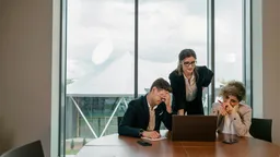 Reuters: Meta* запланировала первую волну увольнений на май 2026 года — они затронут 10% штата