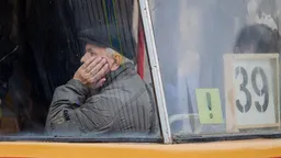 Почти 300 млн рублей похитили мошенники в Москве у пенсионера и его сожительницы