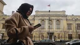 Мошенники стали доводить своих жертв до паники с помощью СМС-бомбинга