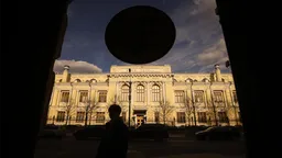 Арбитражный суд Москвы удовлетворил ходатайство Центробанка о немедленном взыскании с Euroclear 200 млрд евро,