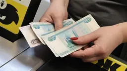 ЦБ обнаружил «под матрасами» у россиян почти 18 триллионов наличных рублей