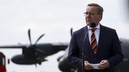Писториус: Германия направит Украине $400 млн на ПВО и ракеты для ЗРК Patriot