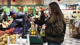 Годовая инфляция в России ускорилась до 6,47%