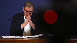 Вучич предрек удар США по Ирану в течение 48 часов и напомнил о Левински