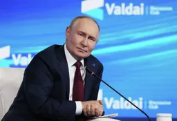МУС объяснил, как Путин может приехать куда-нибудь на мирные переговоры вопреки ордеру на арест