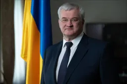🇺🇦🇵🇱Украина пригрозила Польше ответом после лишения Зеленского ордена