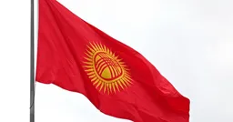 В Кыргызстане два госбанка расторгли отношения с более чем 130 организациями из-за риска вторичных санкций