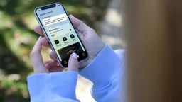 66‑летнюю жительницу села в Запорожской области приговорили к 14 годам колонии за покупку военных облигаций Украины