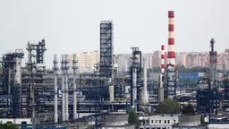 Reuters: Московский нефтеперерабатывающий завод в Капотне остановил работу после атаки дронов