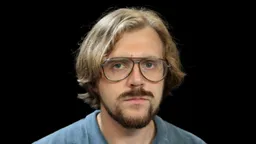 В России против спецкорра "Медузы" Андрея Перцева возбудили уголовное дело об участии в "нежелательной" организации