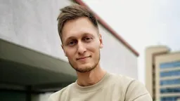 В Беларуси пятерых добровольцев, включая бывших командиров полка Калиновского, заочно приговорили к срокам от 12 до 25 лет лишения свободы