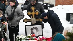 Проводившие вскрытие тела Навального российские судмедэксперты зафиксировали антидот в его крови, но не увидели отравления