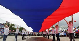 Около 100 миллионов рублей потратит Росмолодежь на нравственное обогащение детей через чат-боты