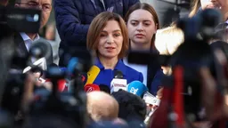 Фейк РИА «Новости»: президент Санду готовит демонтаж государственности Молдовы