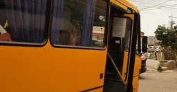 Семь человек пострадали при атаке на «маршрутку» в Херсоне — власти