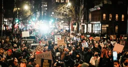 Миннесота: судья запретила ICE арестовывать протестующих, администрация Трампа начала расследование против губернатора и мэра