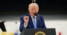 Трамп потребовал от ЕС  350 миллиардов долларов за помощь Украине