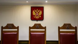 Жителя Североморска и гражданку Украины в России приговорили к 14 и 12 годам колонии по делу о финансировании ВСУ