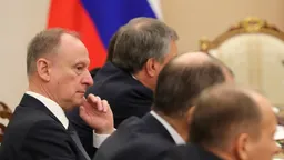 Производители боевых дронов и семейный бизнес главы СВР провели сотни миллионов рублей через созданную для обхода санкций компанию A7