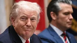 Трамп заявил о приостановке ударов по Украине после его просьбы к Путину