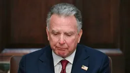 Иран опроверг сообщения о встрече своих представителей с делегацией США в Дохе