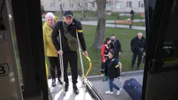 С начала полномасштабного вторжения России более пяти тысяч украинцев были отправлены в медицинские учреждения страны ЕС по программе медицинской эвакуации – как получившие ранения украинские военные, так и гражданские, которые не могли получить из-за войны лечение на родине