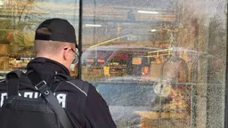 Против сбежавших после начала стрельбы в Киеве полицейских возбудили дело