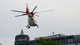 Два человека погибли в Лейпциге после наезда автомобиля на толпу
