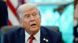 СМИ: Путин мог готовить отставку правительства