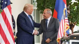 🇺🇸🇦🇲 Президент США Дональд Трамп выразил "полную поддержку" премьер-министру Армении Николу Пашиняну в преддверии парламентских выборов в Армении 7 июня