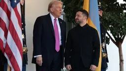 FT: Зеленский не ждет уступок от Путина и рассчитывает уговорить Трампа усилить давление на Россию