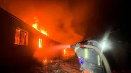 Не менее 10 человек пострадали после российских ударов по Украине, среди них советник главы Минобороны "Флеш"