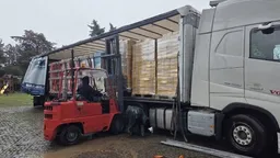 Папа Римский отправил в Украину 100 000 порций супа