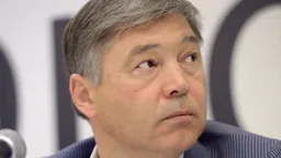 Суд арестовал активы владельцев национализируемой компании «Сирена-трэвел» и запретил им на время процесса покидать страну